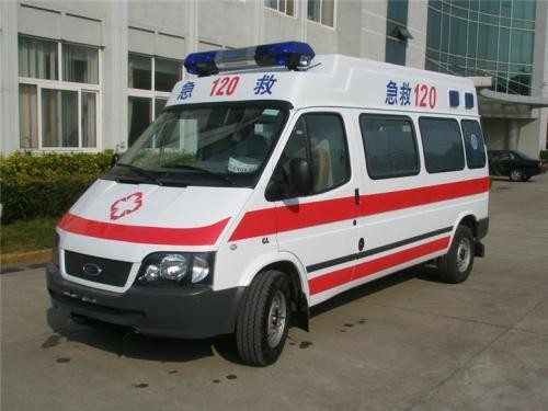 贵南县救护车转运